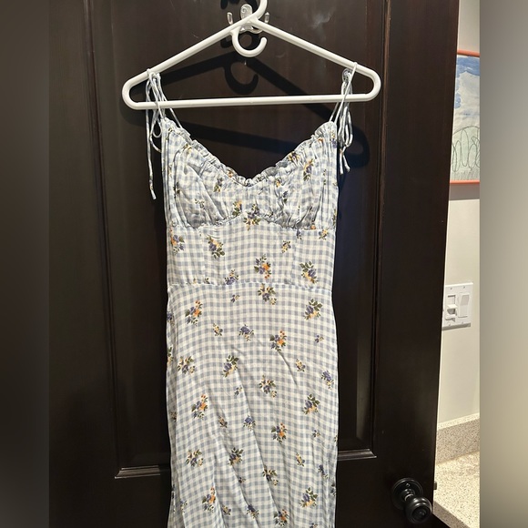 Brand new never worn Reformation Embry dress - Picture 2 of 7